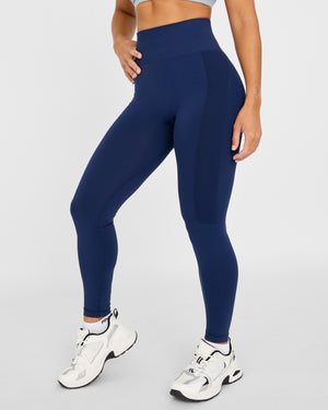 Essentials Leggings